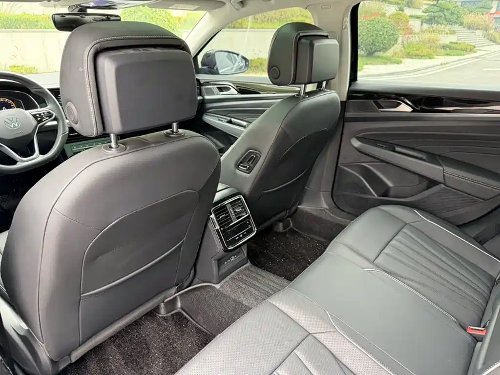 Volkswagen Passat — миниатюра 20