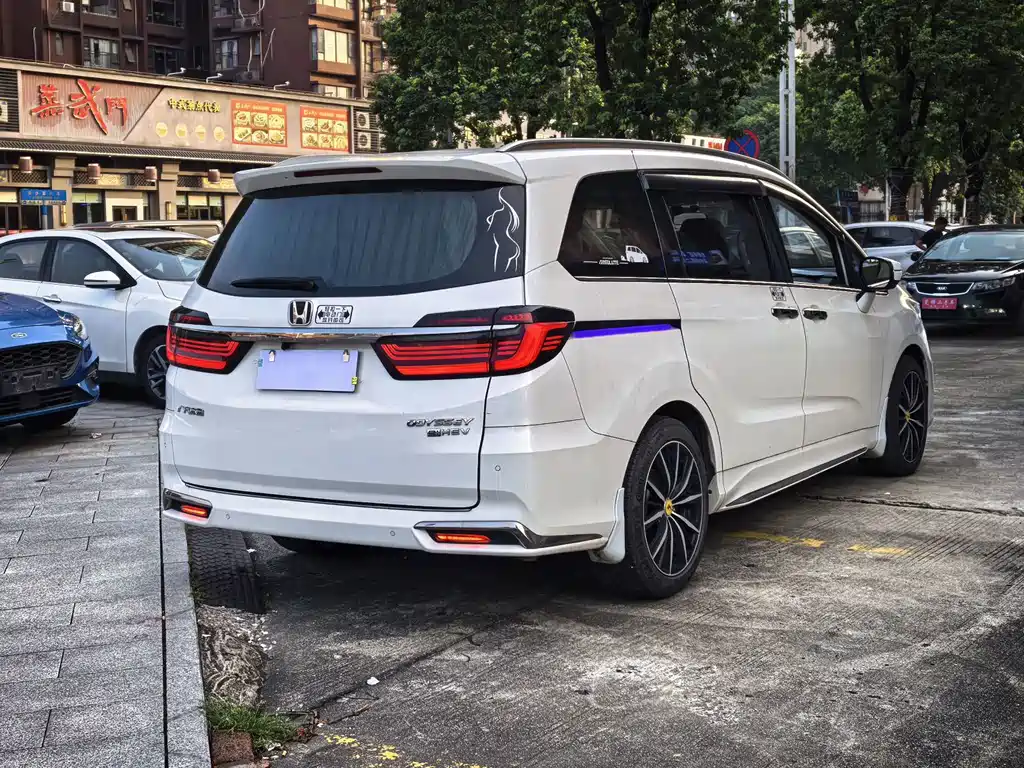 Honda Odyssey — миниатюра 8