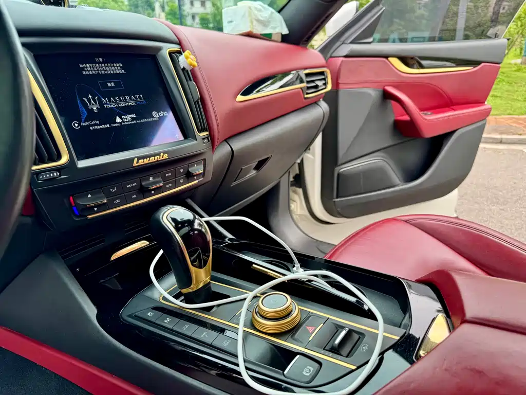 Maserati Levante — миниатюра 12