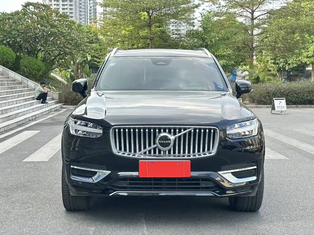 Volvo XC90 — миниатюра 2