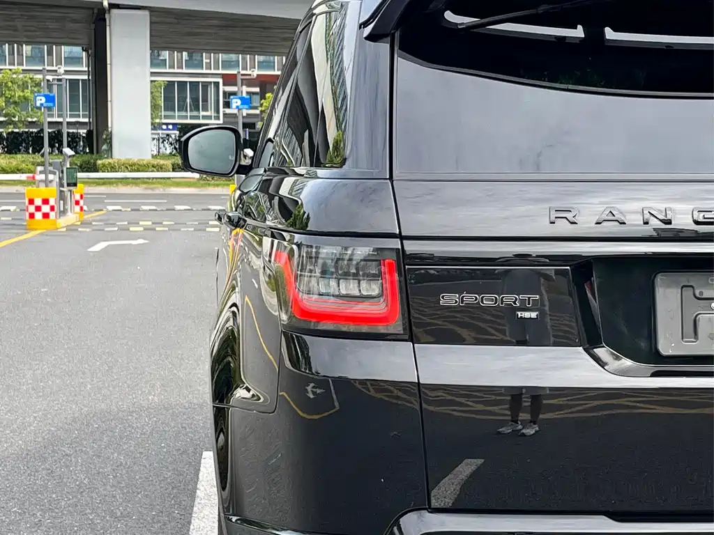 Land Rover Sport — миниатюра 6