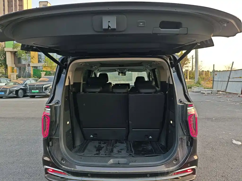Hongqi Hongqi HQ9 PHEV — миниатюра 19