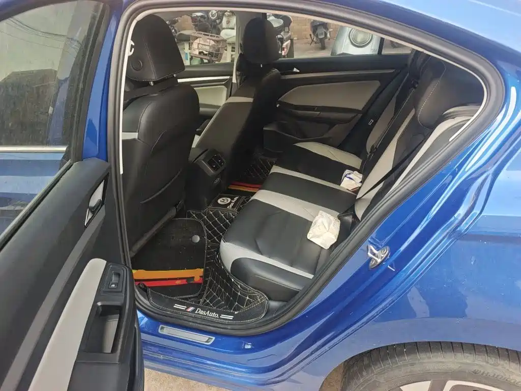 Volkswagen Bora — миниатюра 13