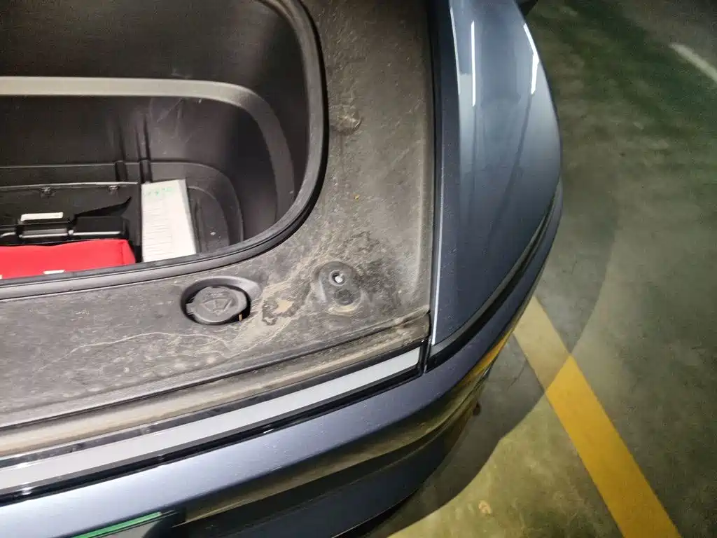 Tesla Model Y L — миниатюра 21