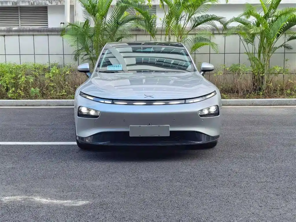 XPeng P7 — миниатюра 2