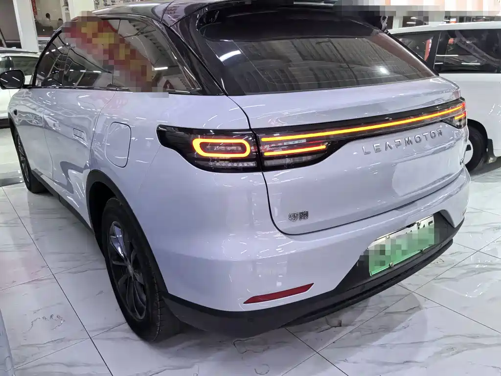 Leapmotor Leapmotor C11 — миниатюра 3