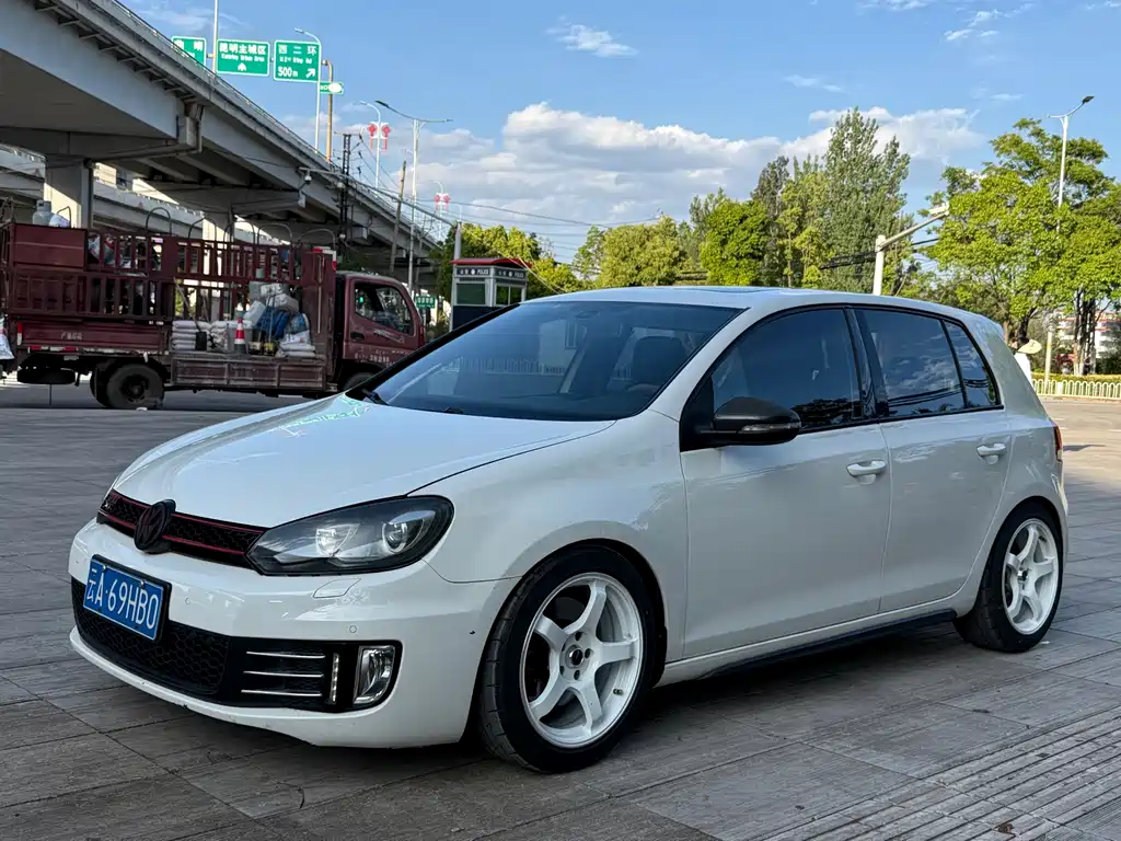 Volkswagen Golf GTI 2013
