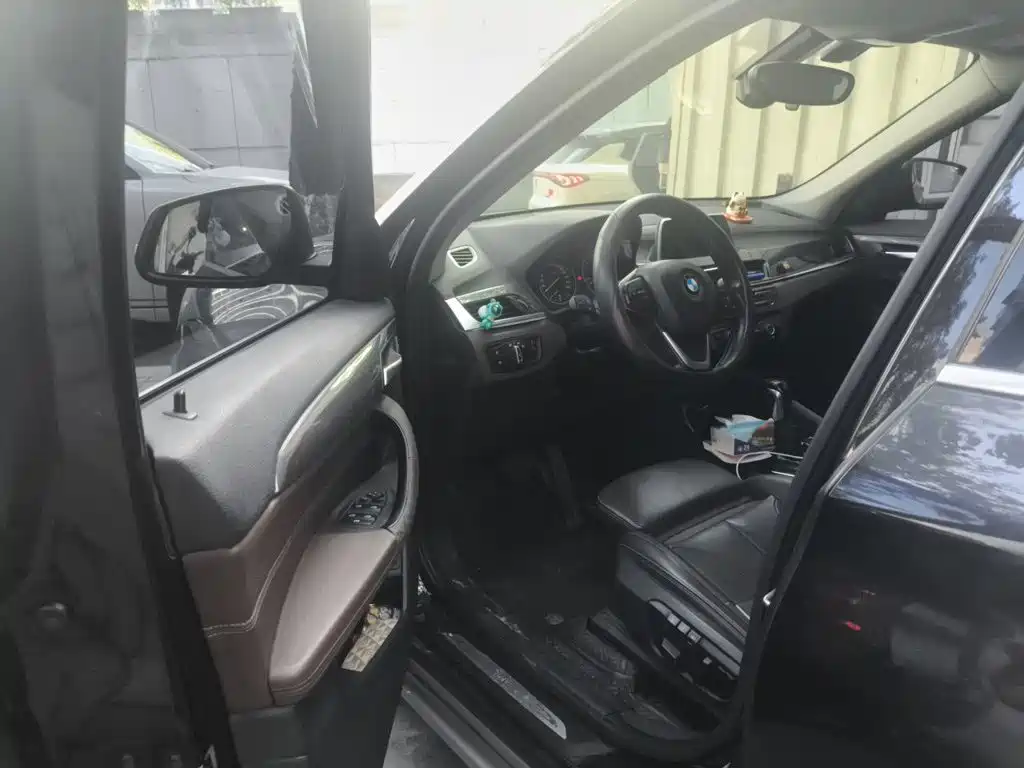 BMW X1 — миниатюра 17