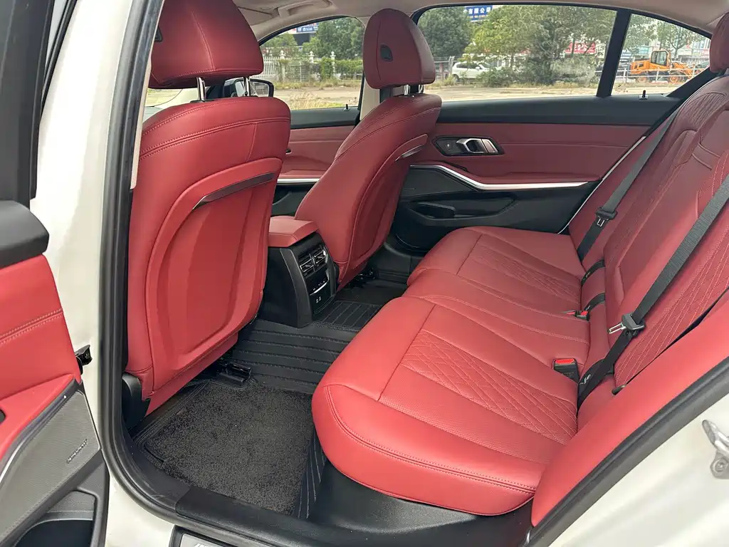 BMW 3 Series — миниатюра 10