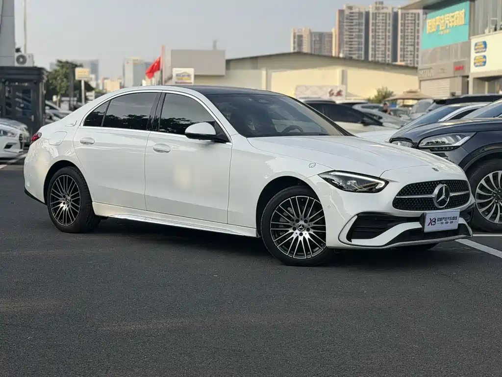 Mercedes-Benz C-Class — миниатюра 4