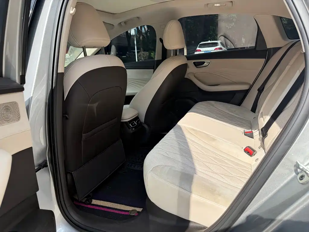 Roewe D7 — миниатюра 4