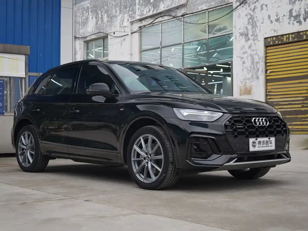 Audi Q5L 2023 40T Luxury