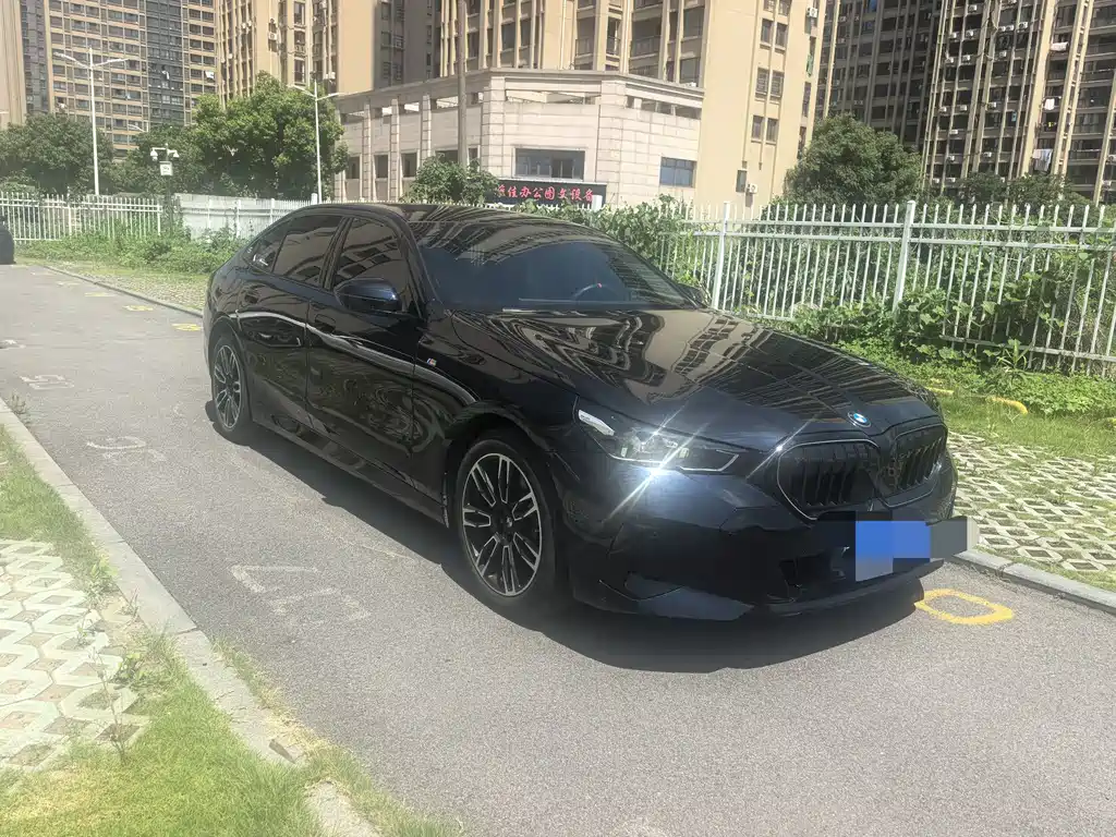 BMW 5 Series 5 2025 530Li Lead M Sport
