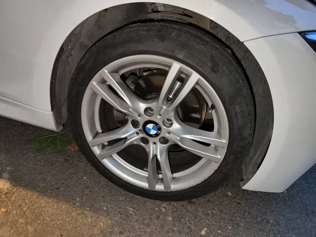 BMW 3 Series — миниатюра 24