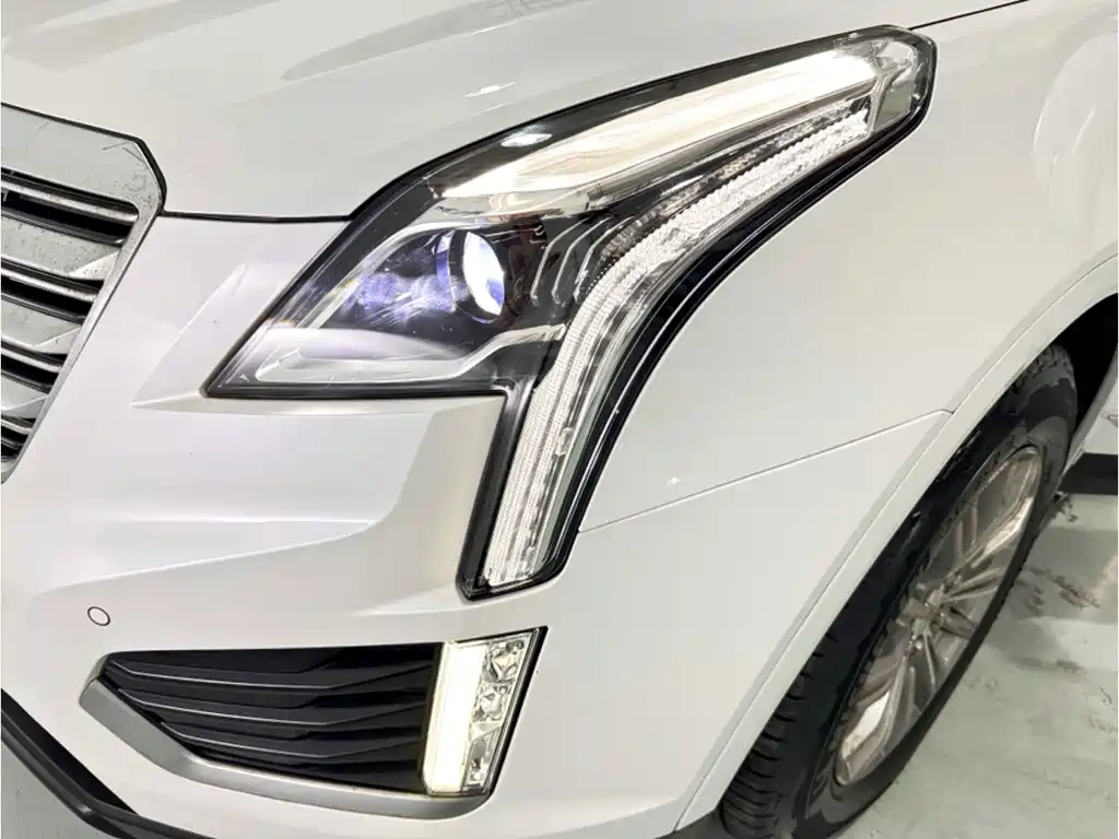 Cadillac XT5 — миниатюра 16