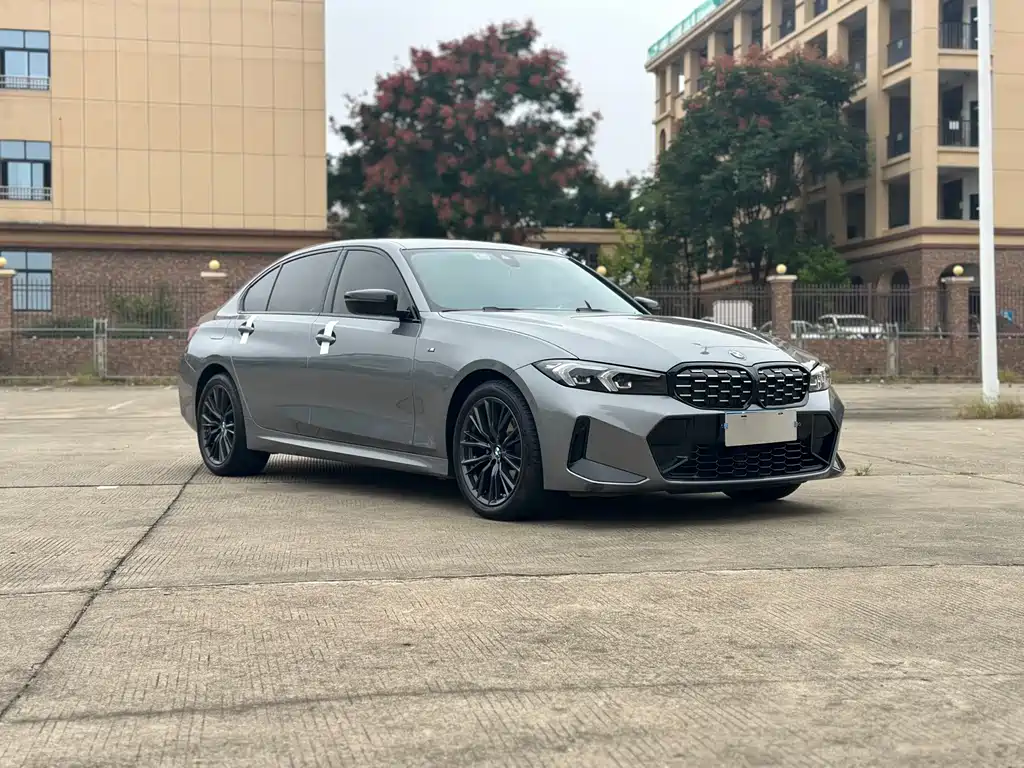 BMW 3 Series — миниатюра 3
