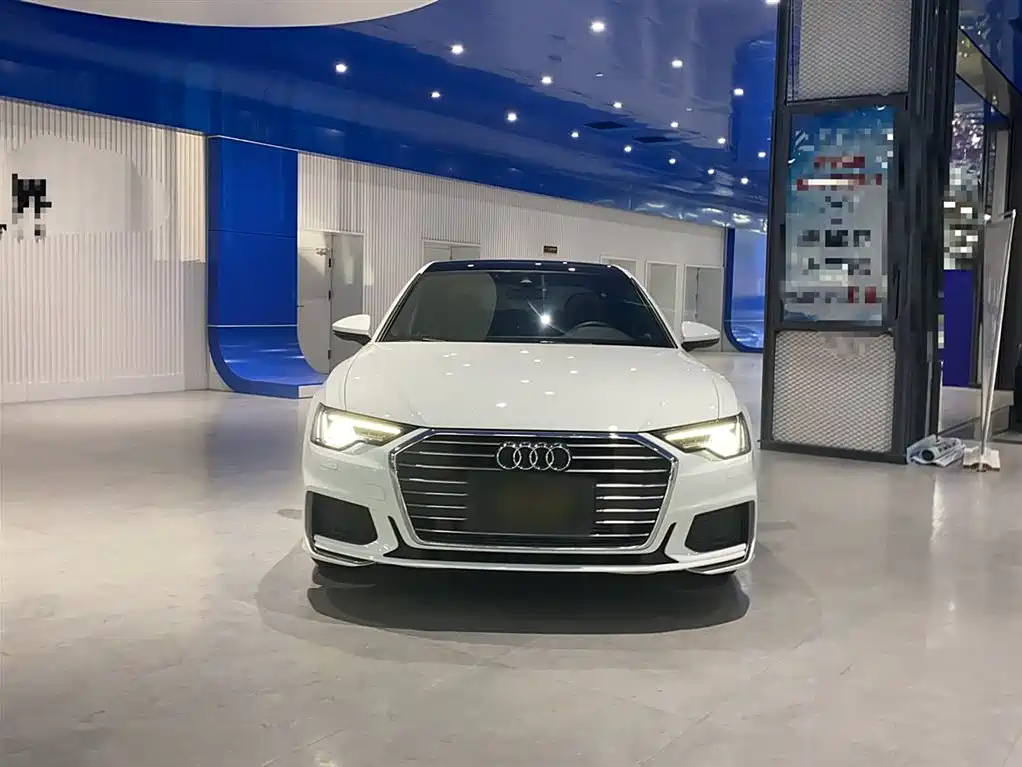 AUDI  A6L