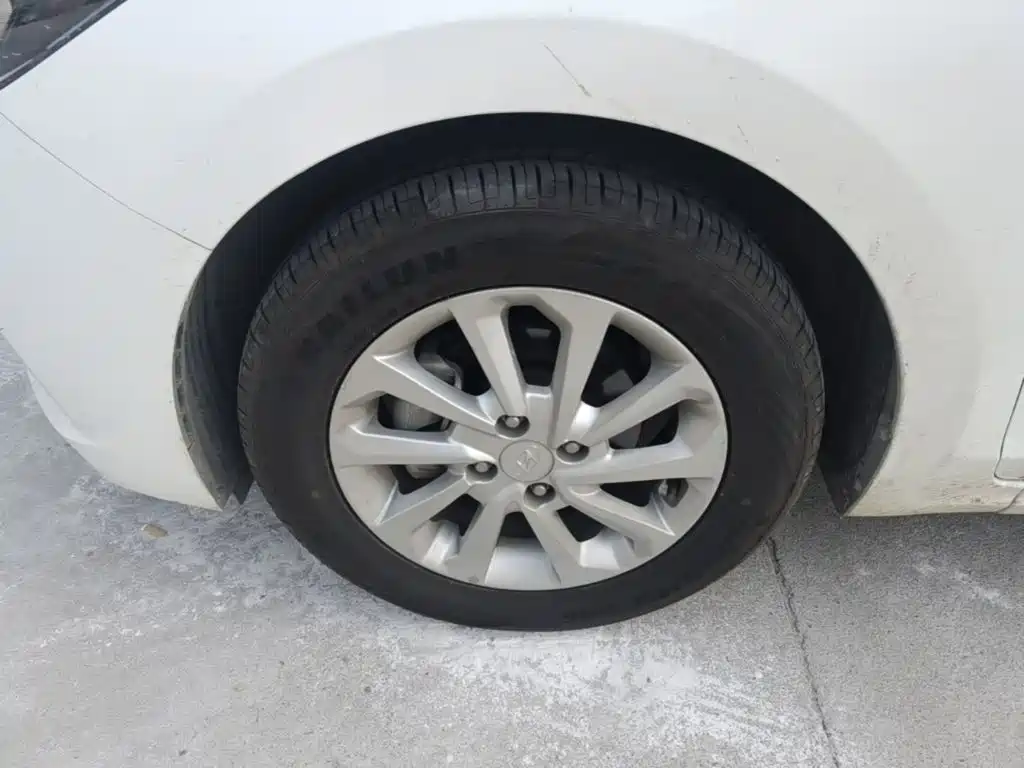 Hyundai Verna — миниатюра 23