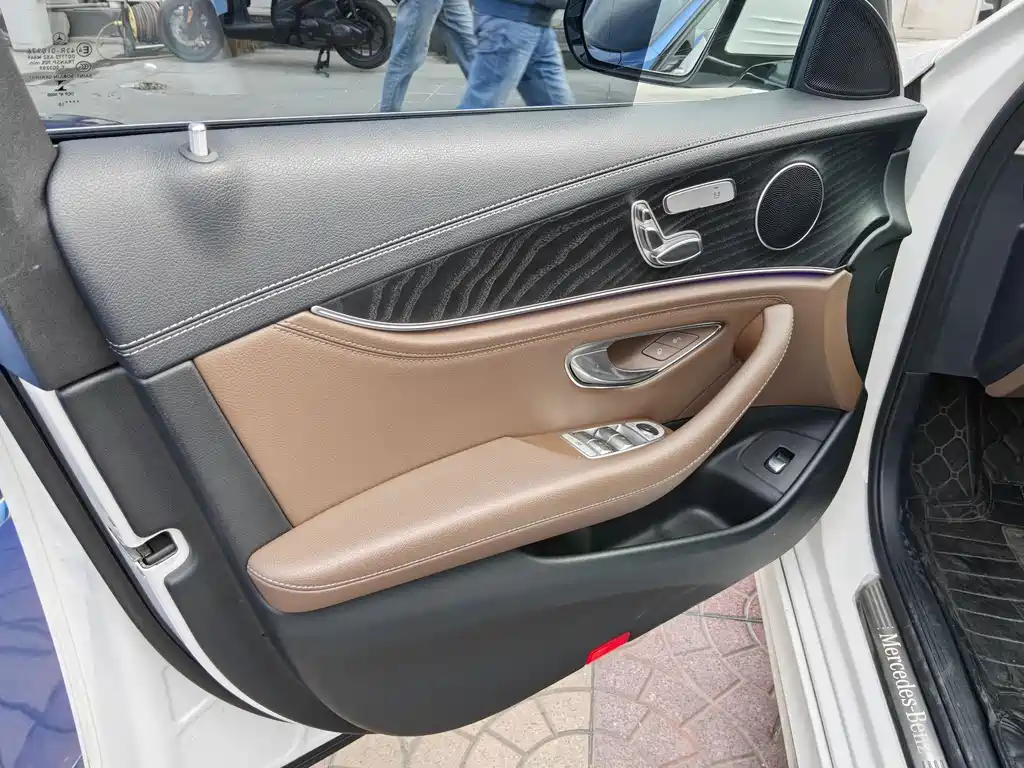 Mercedes-Benz E-Class E 2018 E 200 L Sport