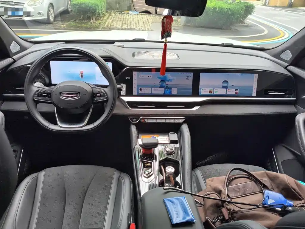 Geely Xingyue L — миниатюра 10