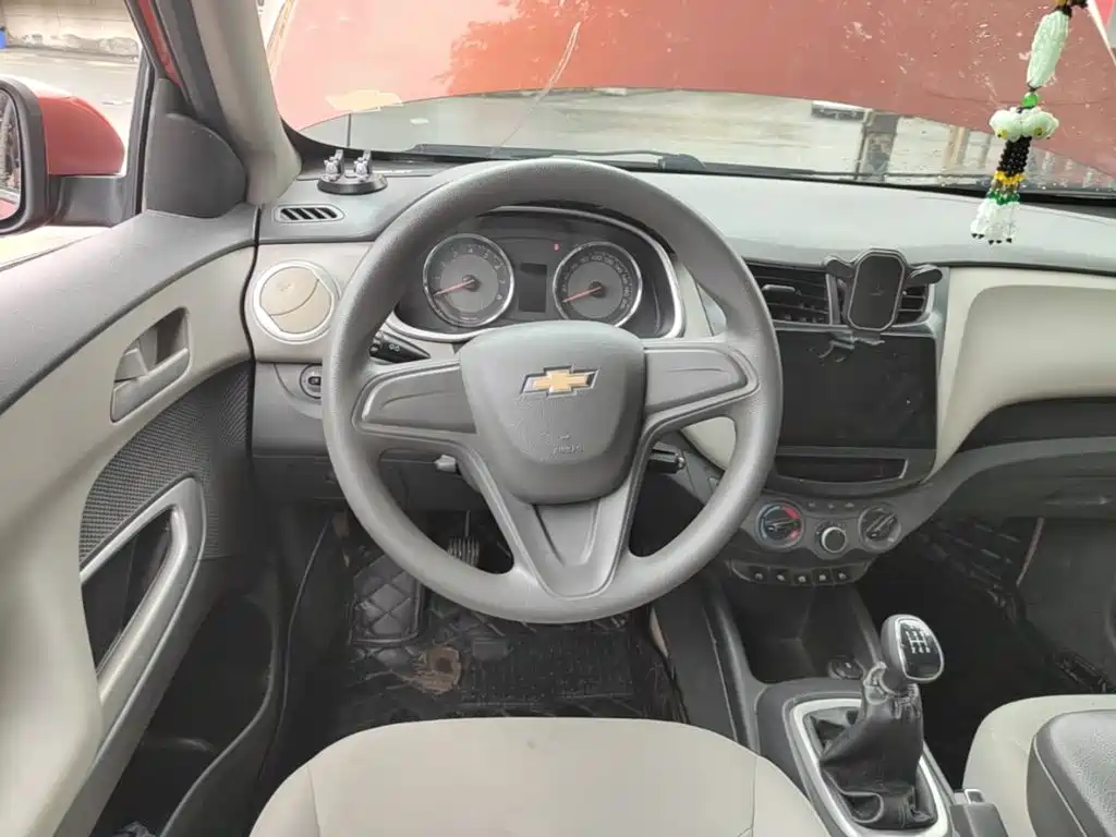 Chevrolet Sail — миниатюра 11