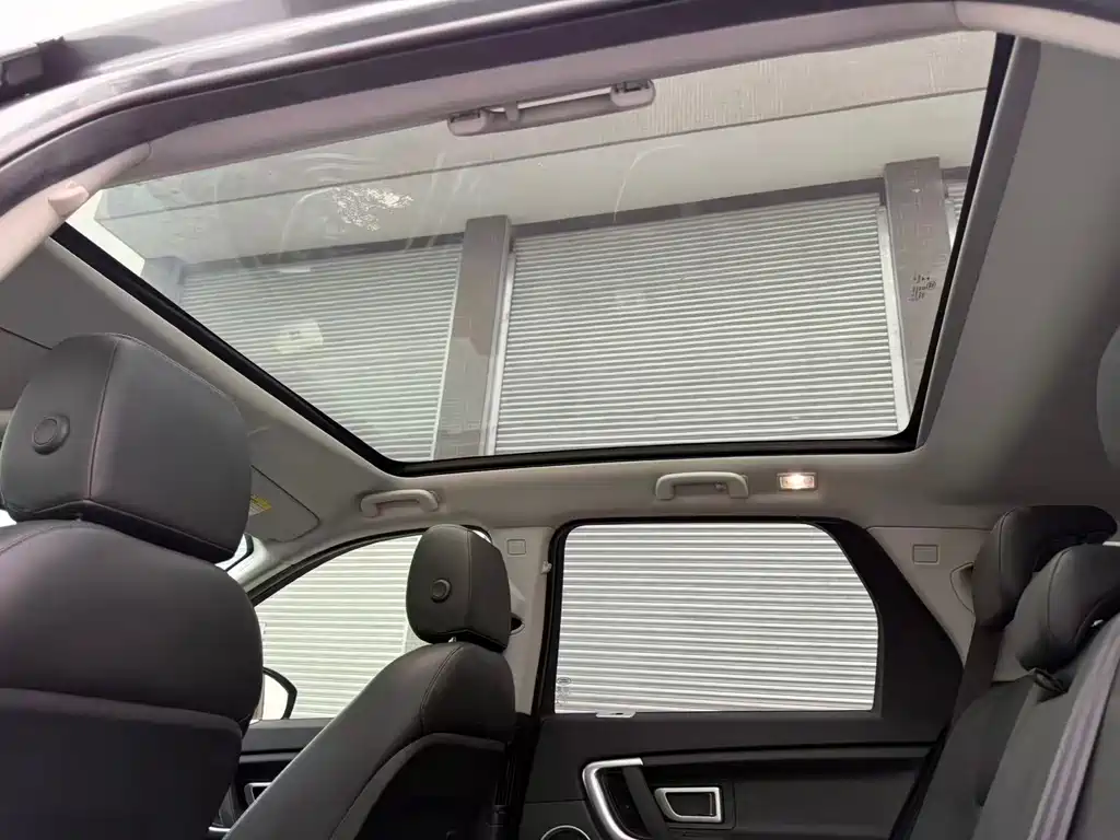 Land Rover Discovery Sport — миниатюра 21