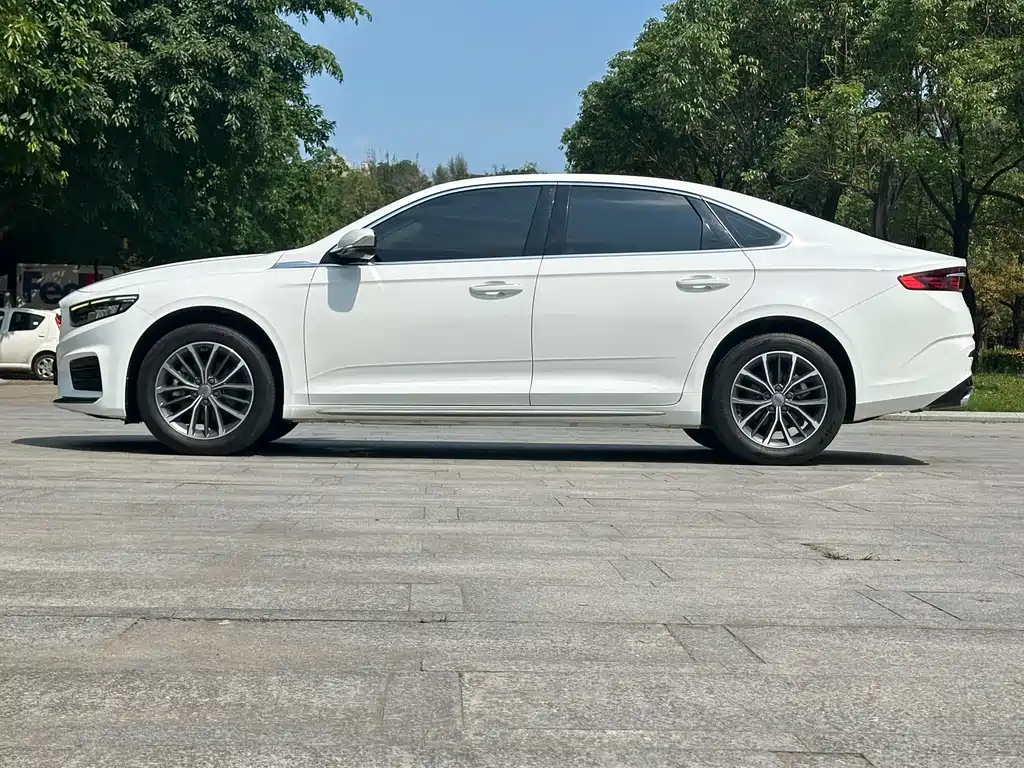 Geely Preface 2021 2.0TD Luxury