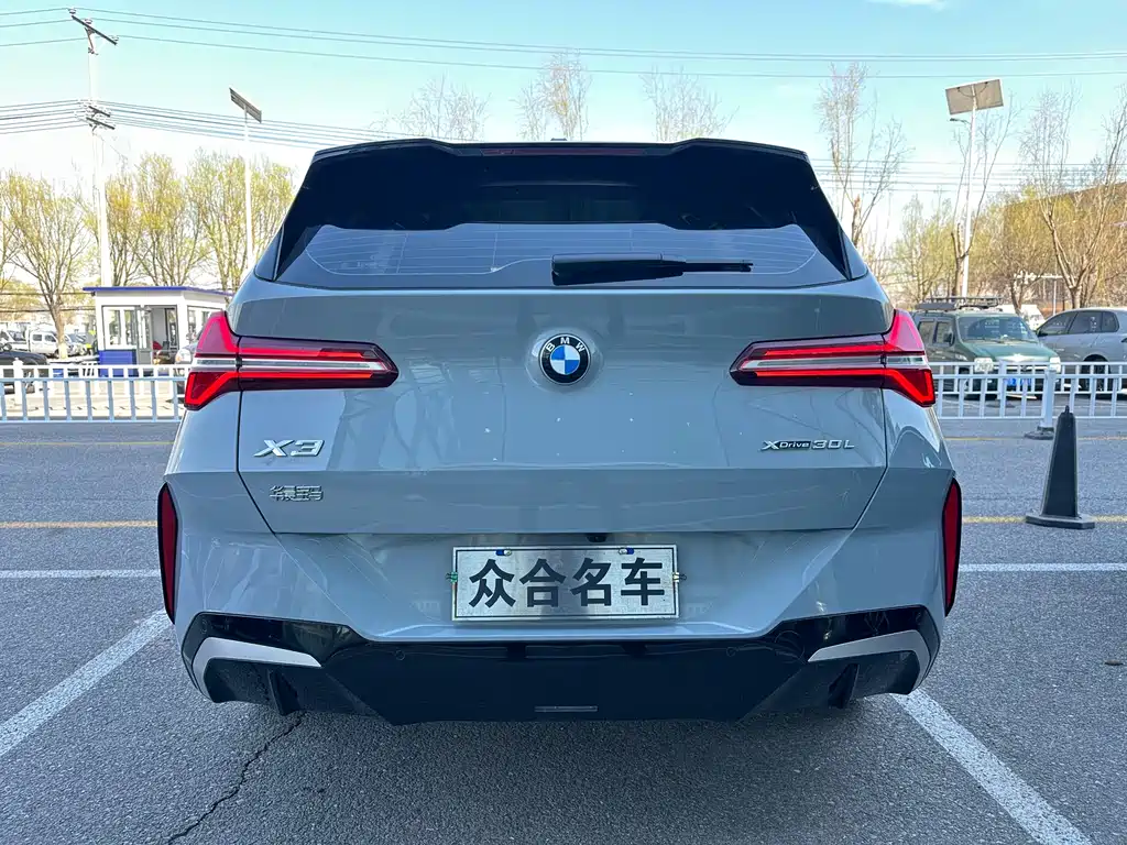 BMW X3 2025 xDrive30L Premium M Sport