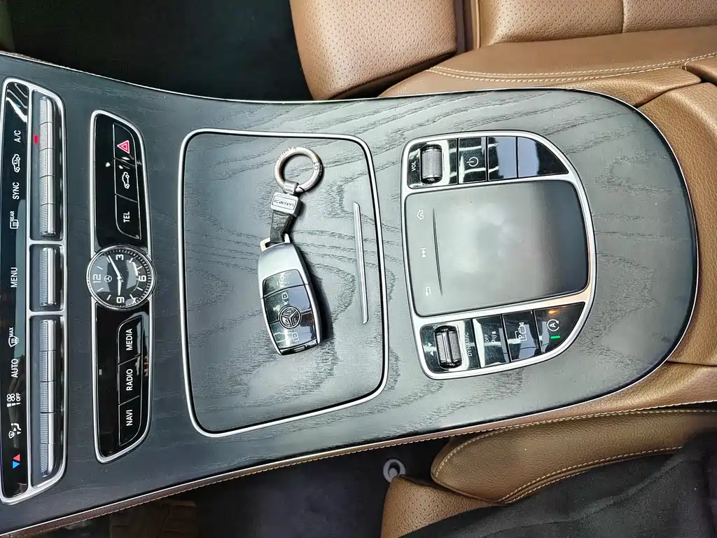Mercedes-Benz E-Class E 2020 E 260 L Sport