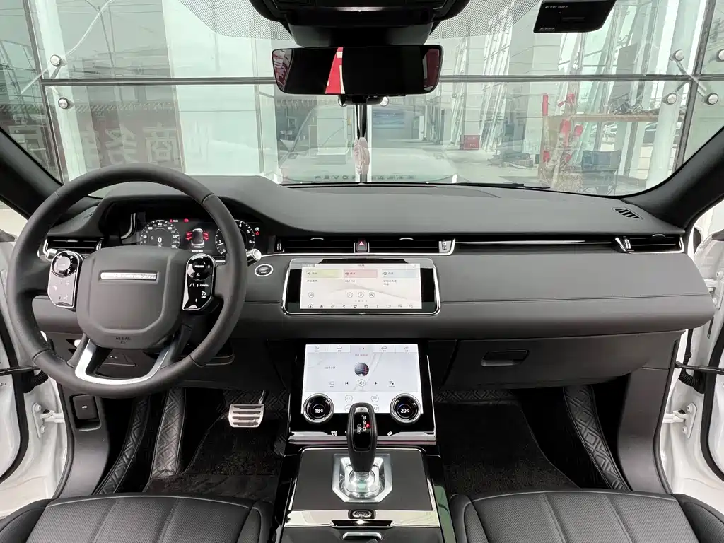 Land Rover Evoque — миниатюра 13
