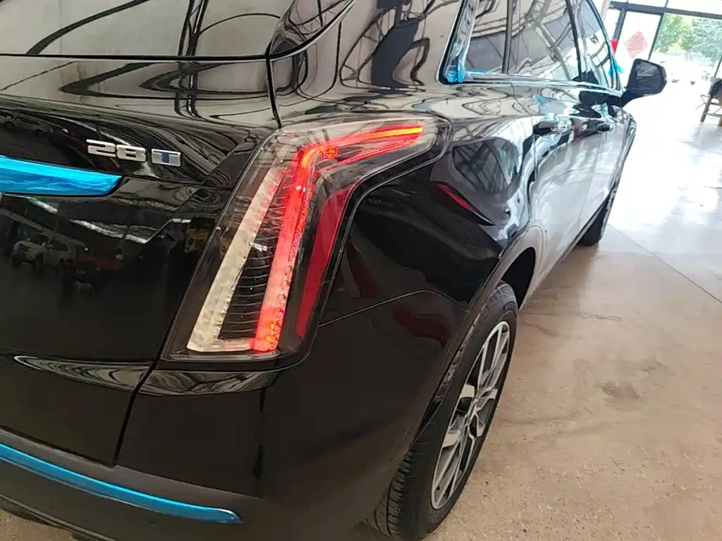 Cadillac XT5 — миниатюра 8