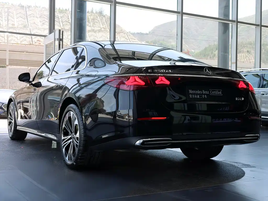 Mercedes-Benz E-Class E 2024 E 350 e L