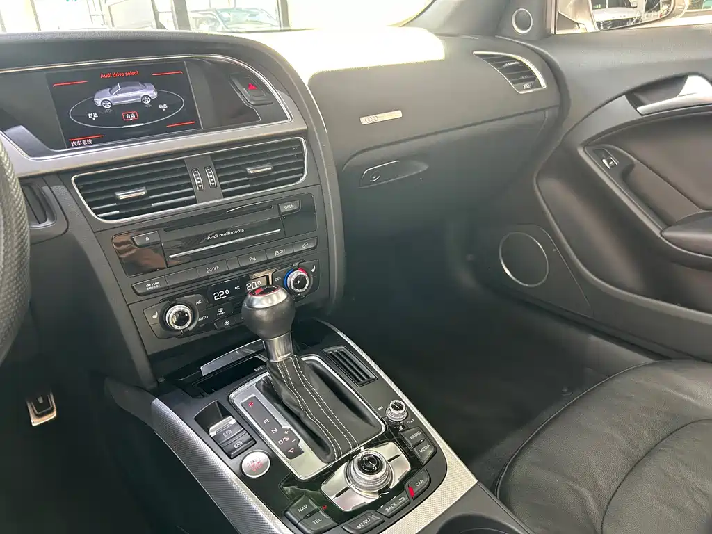 Audi A5 (Import) — миниатюра 14