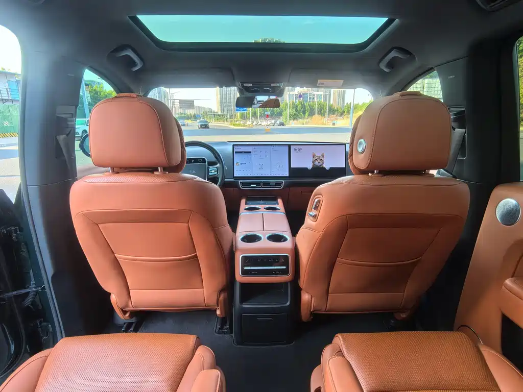 Li Auto Li L8 — миниатюра 9