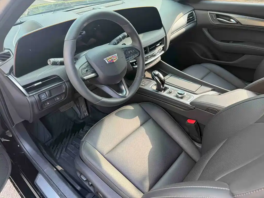 Cadillac CT5 — миниатюра 4