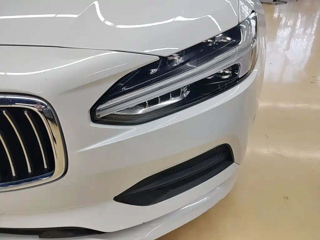 Volvo S90 — миниатюра 24