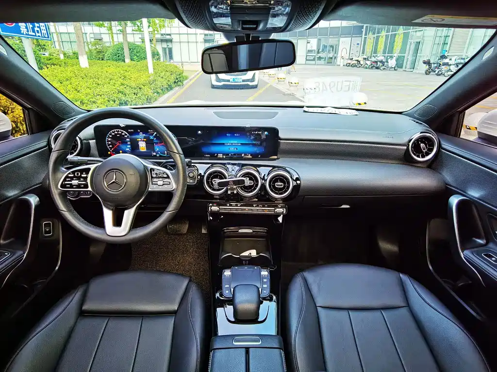 Mercedes-Benz A-Class — миниатюра 13