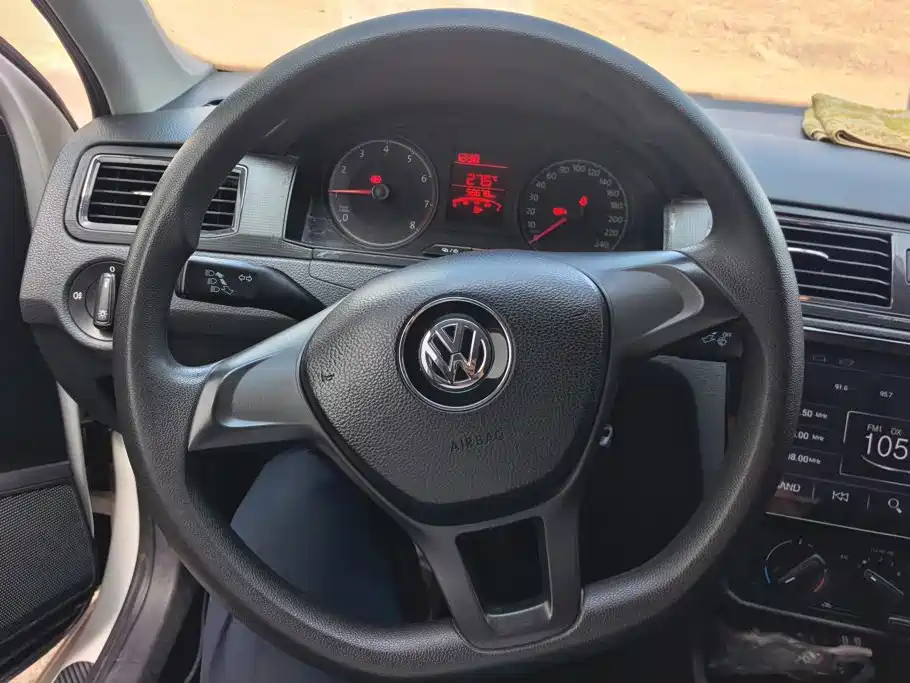 Volkswagen Santana — миниатюра 15