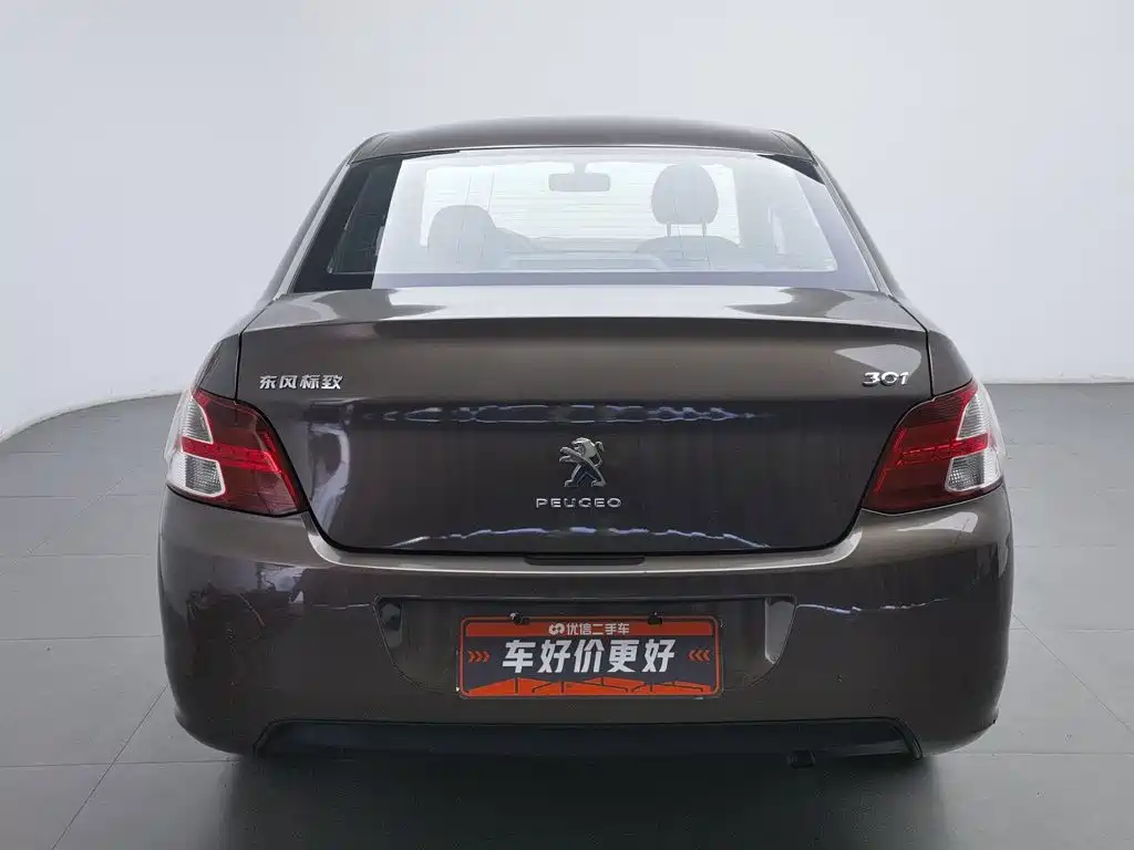 Peugeot 301 2014 1.6L MT Comfort