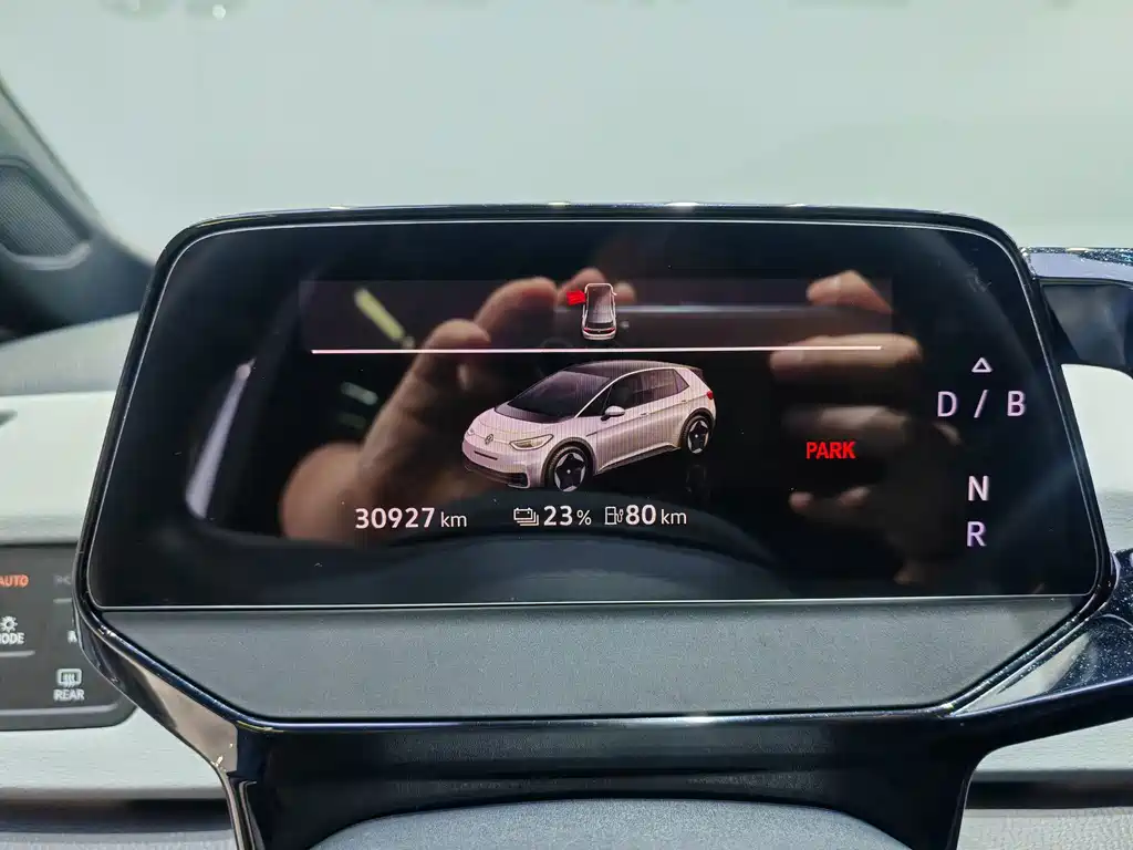Volkswagen ID.3 — миниатюра 12