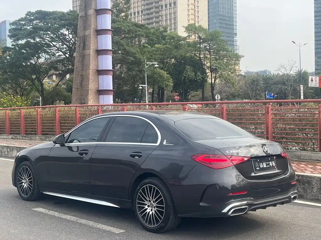 MERCEDES-BENZ C CLASS