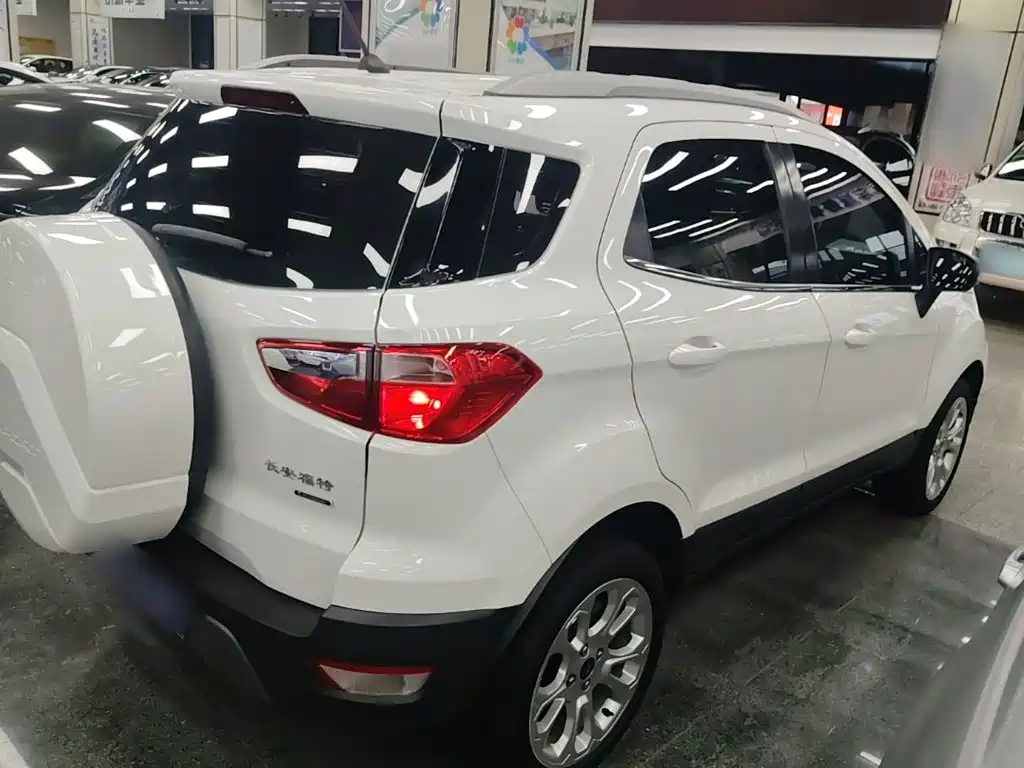 Ford Ecosport — миниатюра 7