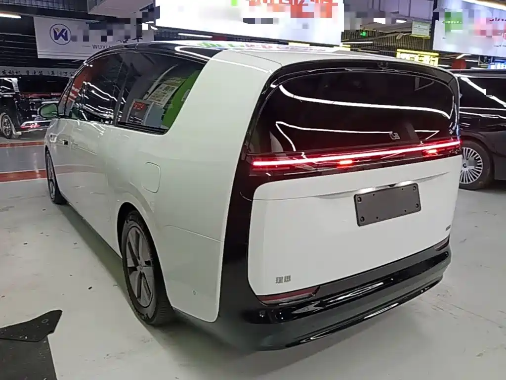 Li Auto Li MEGA — миниатюра 5