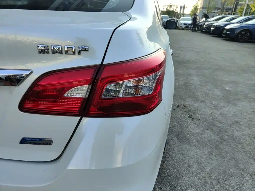 Nissan Sylphy — миниатюра 8