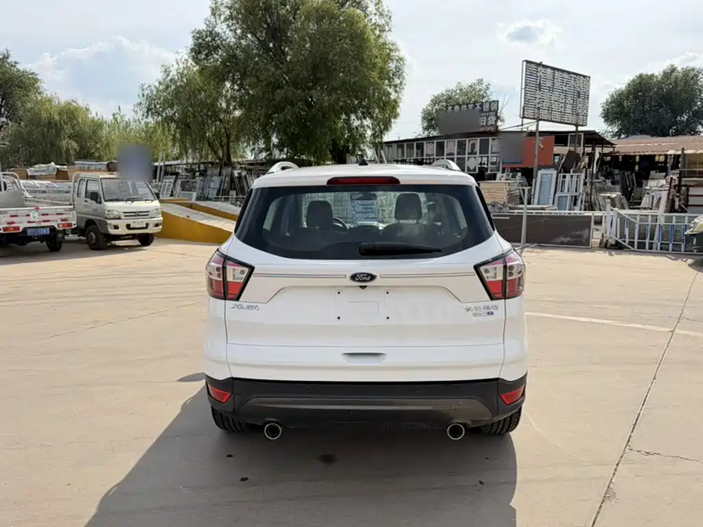 Ford Kuga — миниатюра 6