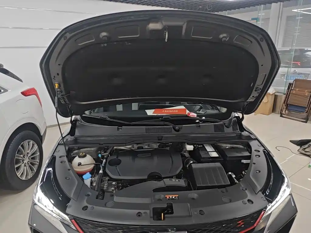 Geely Binyue — миниатюра 20