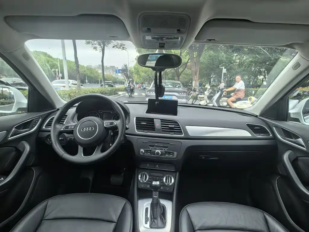 Audi Q3 — миниатюра 14