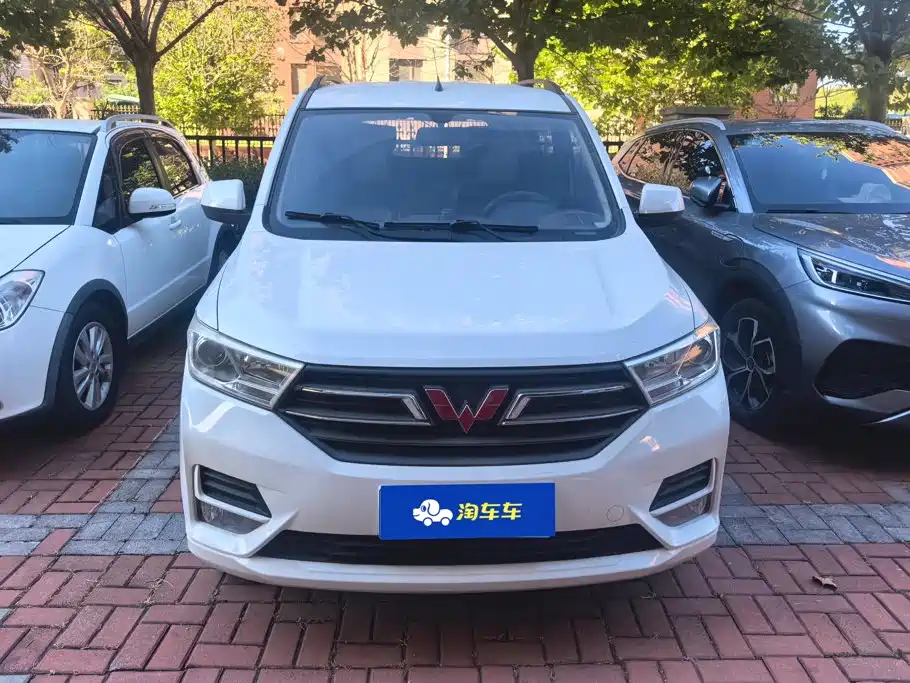 Wuling Hongguang — миниатюра 2