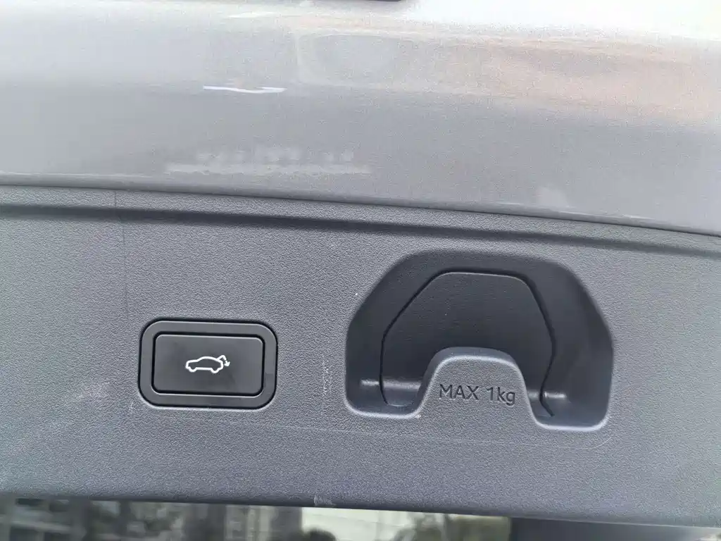 Lynk & Co Z20 — миниатюра 12