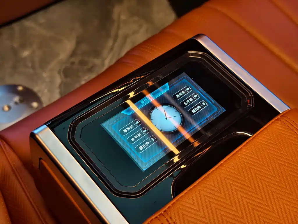 Laiyin Traveller 2.0T S-class fragrance version, фото 28